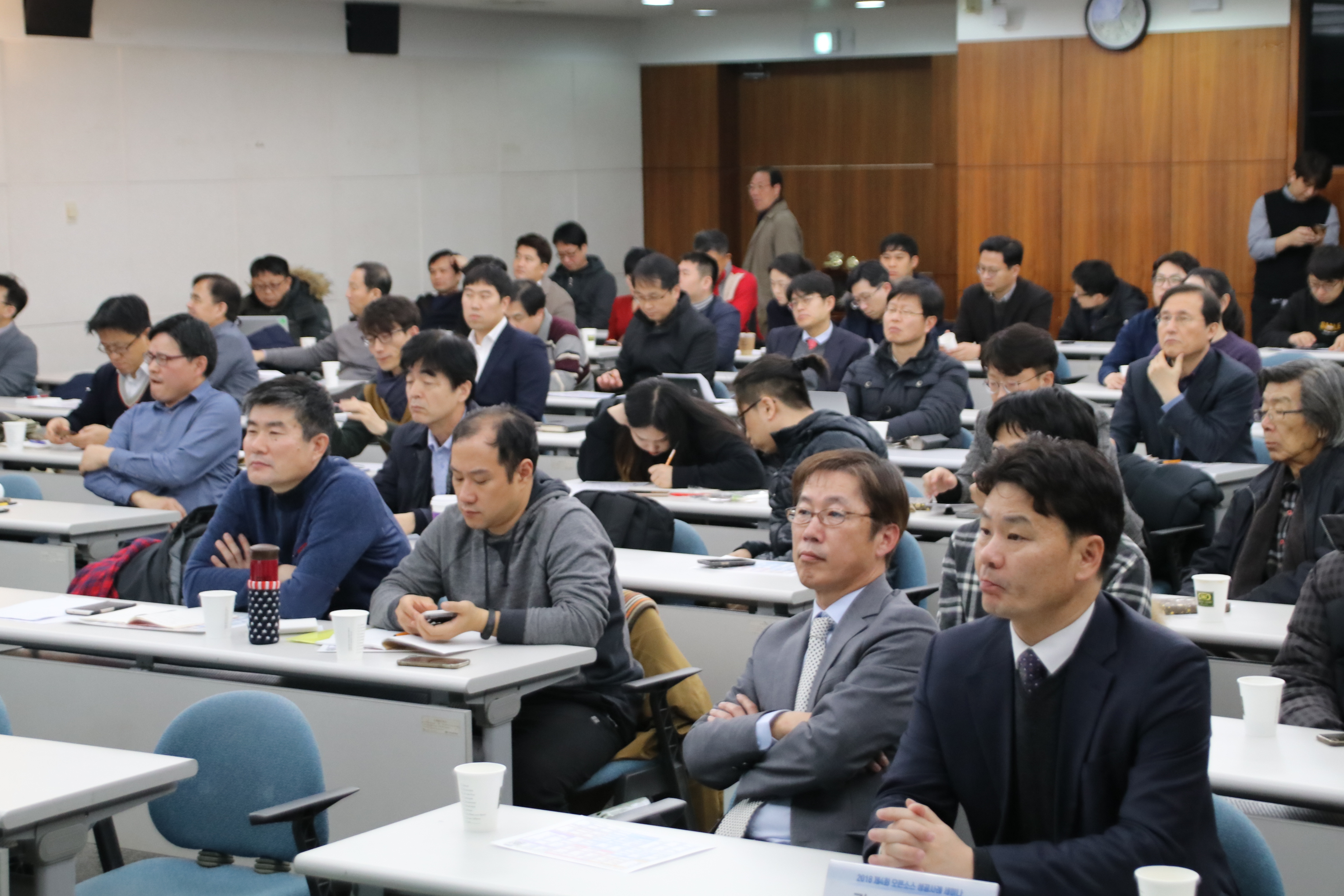 3-1. 행사 전체 컷.JPG